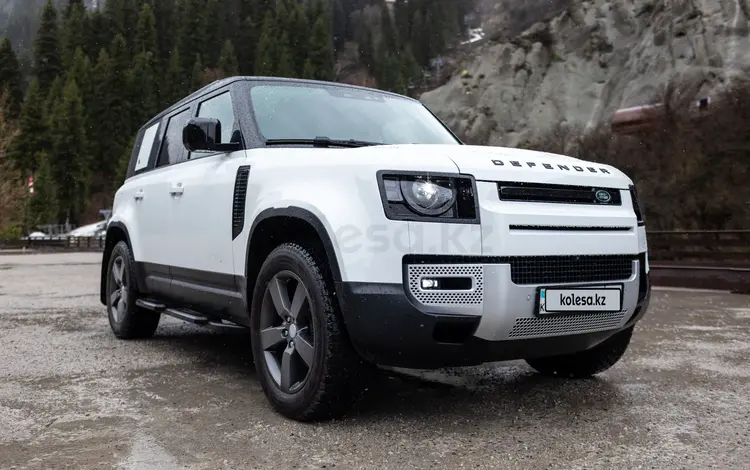 Land Rover Defender 2021 года за 39 000 000 тг. в Алматы