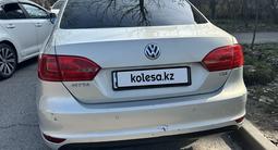 Volkswagen Jetta 2014 года за 3 800 000 тг. в Алматы – фото 4