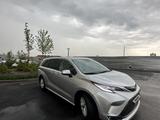 Toyota Sienna 2022 года за 20 000 000 тг. в Шымкент – фото 3
