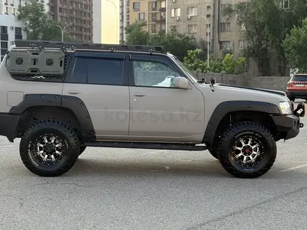 Nissan Patrol 2004 года за 16 000 000 тг. в Алматы – фото 4
