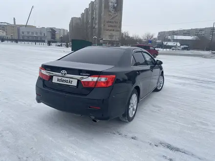 Toyota Camry 2014 года за 9 500 000 тг. в Семей – фото 4