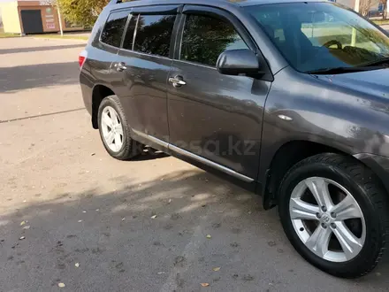 Toyota Highlander 2012 года за 11 500 000 тг. в Алматы – фото 14