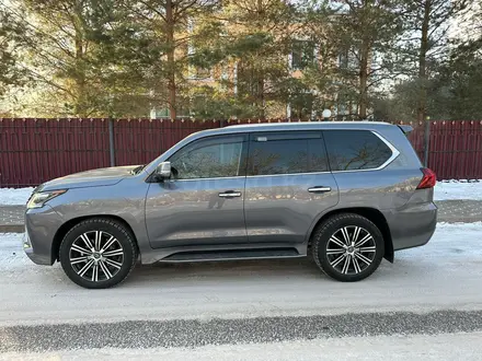 Lexus LX 570 2018 года за 39 000 000 тг. в Астана – фото 2