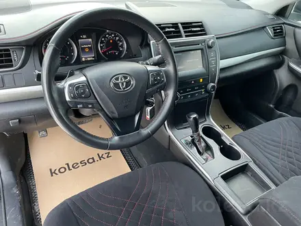 Toyota Camry 2017 года за 11 430 000 тг. в Астана – фото 8