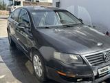 Volkswagen Passat 2005 года за 2 400 000 тг. в Жаркент – фото 2