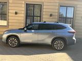Toyota Highlander 2020 года за 15 500 000 тг. в Актобе – фото 2