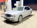 Mercedes-Benz E 430 2001 годаүшін5 500 000 тг. в Жезказган – фото 4