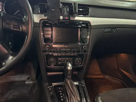 Skoda Superb 2011 года за 3 200 000 тг. в Алматы – фото 5