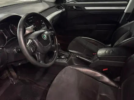 Skoda Superb 2011 года за 3 200 000 тг. в Алматы – фото 10