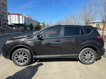 Toyota RAV4 2016 года за 14 500 000 тг. в Астана – фото 3