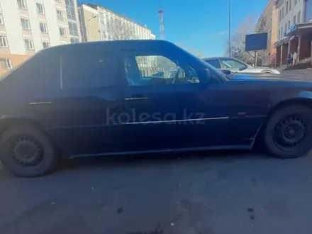 Mercedes-Benz E 300 1991 года за 850 000 тг. в Павлодар – фото 9