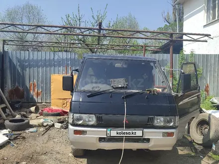 Mitsubishi Delica 1994 года за 1 200 000 тг. в Алматы – фото 2