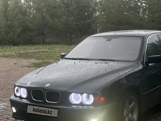 BMW 523