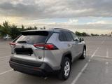 Toyota RAV4 2020 года за 14 999 999 тг. в Алматы – фото 3