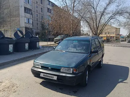 Nissan Sunny 1998 года за 400 000 тг. в Алматы – фото 2