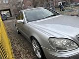 Mercedes-Benz S 320 2000 годаfor3 800 000 тг. в Павлодар – фото 4