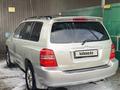 Toyota Highlander 2001 года за 5 200 000 тг. в Алматы – фото 2