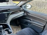 Toyota Camry 2020 года за 14 500 000 тг. в Шымкент – фото 4