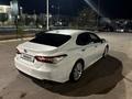 Toyota Camry 2019 года за 13 000 000 тг. в Жанаозен – фото 2