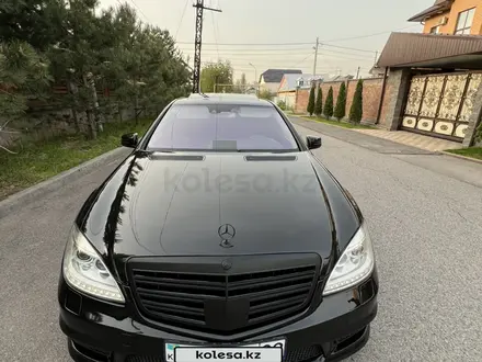 Mercedes-Benz S 500 2006 года за 8 300 000 тг. в Алматы – фото 10