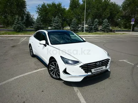 Hyundai Sonata 2022 года за 14 500 000 тг. в Алматы – фото 23