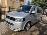 Volkswagen Multivan 2009 года за 9 800 000 тг. в Астана – фото 3