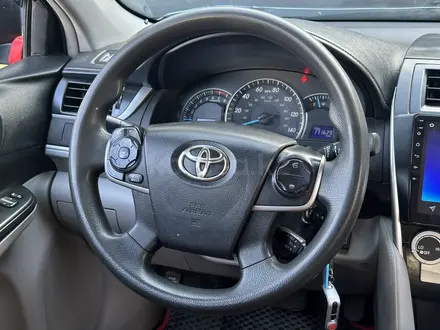 Toyota Camry 2012 года за 8 550 000 тг. в Актобе – фото 18
