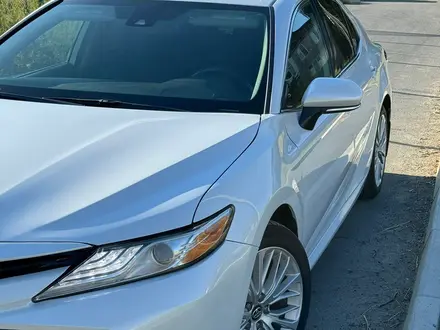 Toyota Camry 2020 года за 12 300 000 тг. в Атырау – фото 10