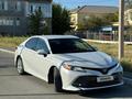 Toyota Camry 2020 года за 12 300 000 тг. в Атырау – фото 15