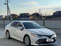 Toyota Camry 2020 года за 12 300 000 тг. в Атырау – фото 3