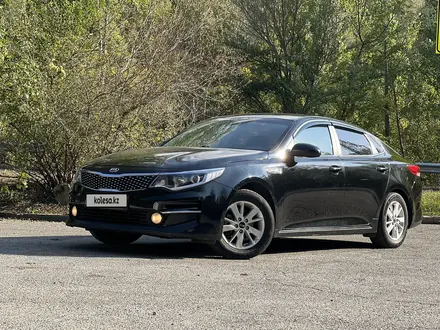 Kia K5 2019 года за 9 800 000 тг. в Алматы – фото 3