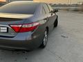 Toyota Camry 2015 года за 9 800 000 тг. в Атырау – фото 5