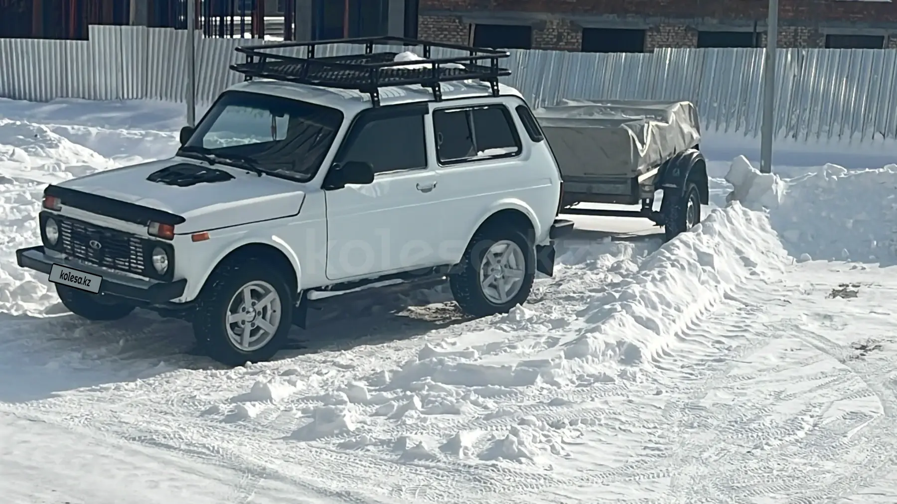 Продажа ВАЗ (Lada) 2121 Нива 2015 года в Усть-Каменогорске - №166263916:  цена 3500000₸. Купить ВАЗ (Lada) 2121 Нива — Колёса