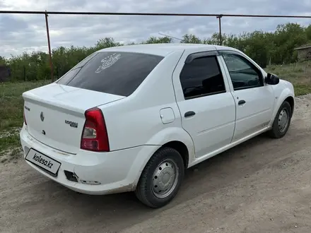 Renault Logan 2015 года за 3 700 000 тг. в Актобе – фото 2