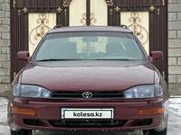 Toyota Camry 1993 годаүшін2 100 000 тг. в Шымкент