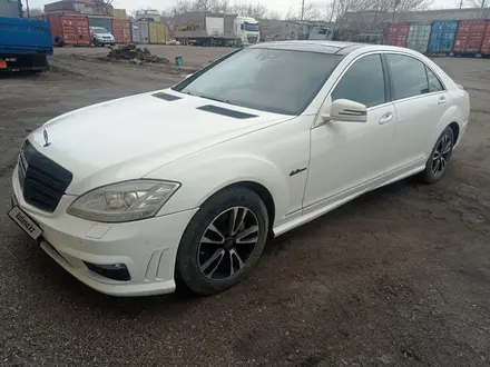 Mercedes-Benz S 350 2007 года за 8 500 000 тг. в Караганда – фото 2