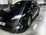 Toyota Camry 2023 года за 15 400 000 тг. в Шымкент