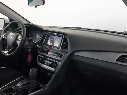 Hyundai Sonata 2018 года за 7 560 000 тг. в Шымкент – фото 13