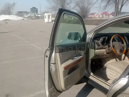 Lexus RX 330 2004 года за 7 000 000 тг. в Алматы – фото 14