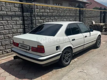 BMW 525 1992 года за 1 100 000 тг. в Алматы – фото 2