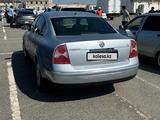 Volkswagen Passat 2002 года за 2 950 000 тг. в Атырау – фото 2