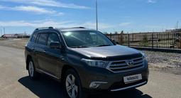 Toyota Highlander 2011 года за 11 300 000 тг. в Жанаарка – фото 2