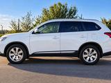 Mitsubishi Outlander 2015 года за 8 900 000 тг. в Алматы – фото 3