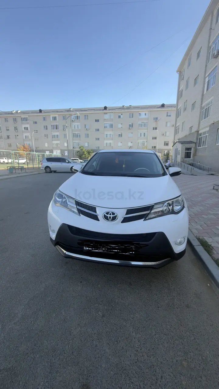 Toyota RAV4, 2015