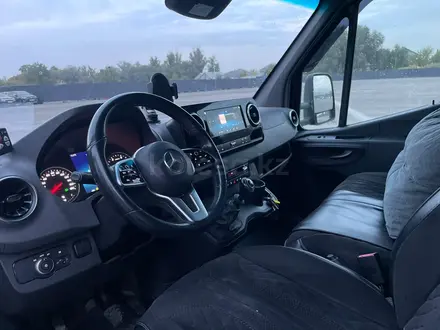Mercedes-Benz Sprinter 2021 года за 21 252 000 тг. в Алматы – фото 9