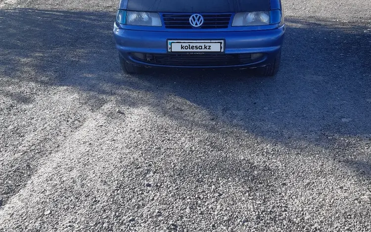 Volkswagen Sharan 1995 годаүшін2 300 000 тг. в Шымкент