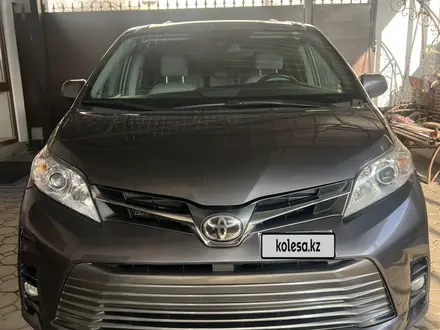 Toyota Sienna 2018 года за 16 500 000 тг. в Алматы – фото 7