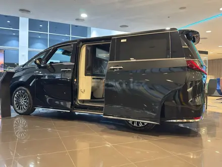 Lexus LM VIP+ 2025 года за 92 490 000 тг. в Алматы – фото 4