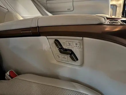Lexus LM VIP+ 2025 года за 92 490 000 тг. в Алматы – фото 17