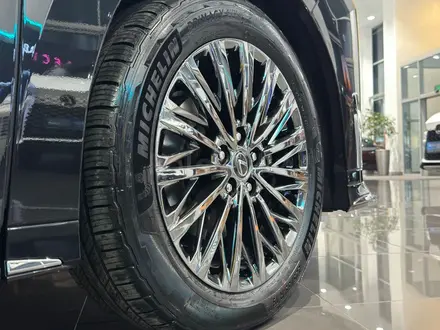 Lexus LM VIP+ 2025 года за 92 490 000 тг. в Алматы – фото 8